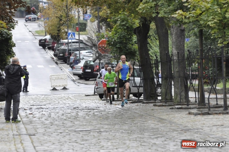 Zdjęcie w galerii na portalu naszraciborz.pl: Rafako Półmaraton na ulicach Raciborza FOTO i WIDEO wiadomości z regionu