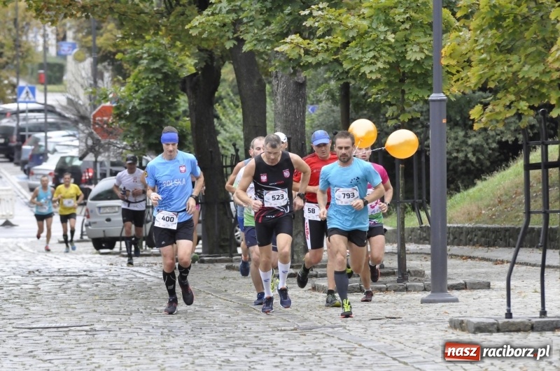 Zdjęcie w galerii na portalu naszraciborz.pl: Rafako Półmaraton na ulicach Raciborza FOTO i WIDEO wiadomości z regionu