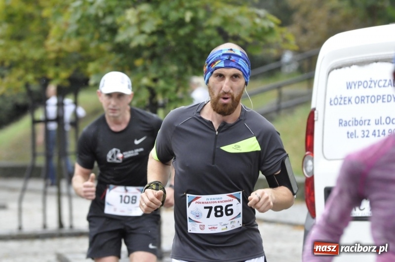 Zdjęcie w galerii na portalu naszraciborz.pl: Rafako Półmaraton na ulicach Raciborza FOTO i WIDEO wiadomości z regionu