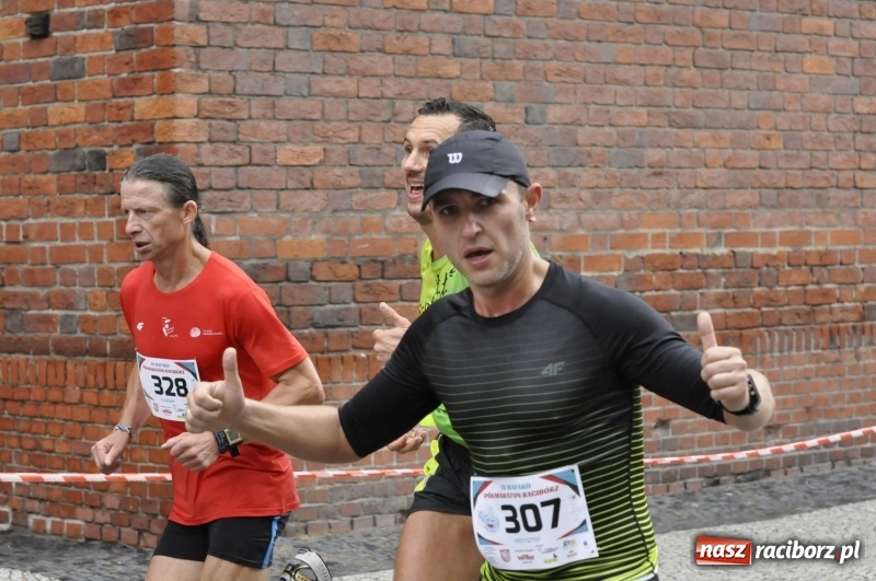 Zdjęcie w galerii na portalu naszraciborz.pl: Rafako Półmaraton na ulicach Raciborza FOTO i WIDEO wiadomości z regionu
