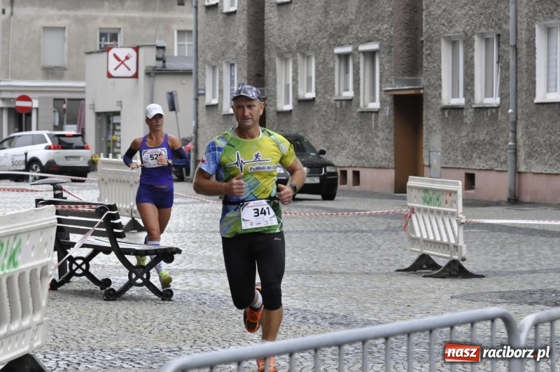 Zdjęcie w galerii na portalu naszraciborz.pl: Rafako Półmaraton na ulicach Raciborza FOTO i WIDEO wiadomości z regionu