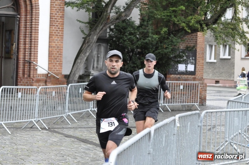 Zdjęcie w galerii na portalu naszraciborz.pl: Rafako Półmaraton na ulicach Raciborza FOTO i WIDEO wiadomości z regionu