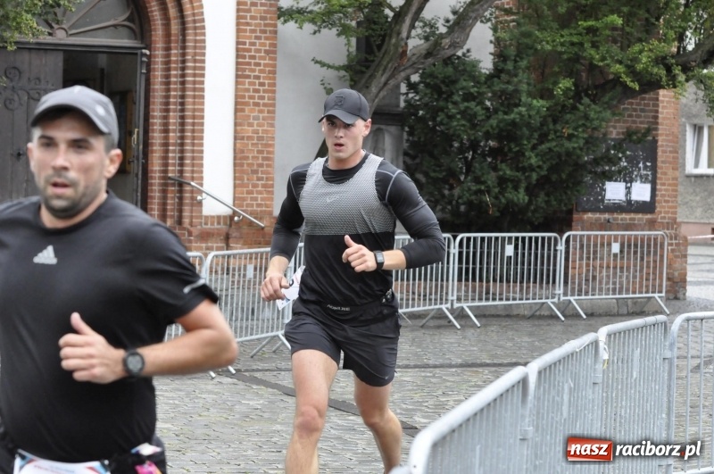 Zdjęcie w galerii na portalu naszraciborz.pl: Rafako Półmaraton na ulicach Raciborza FOTO i WIDEO wiadomości z regionu
