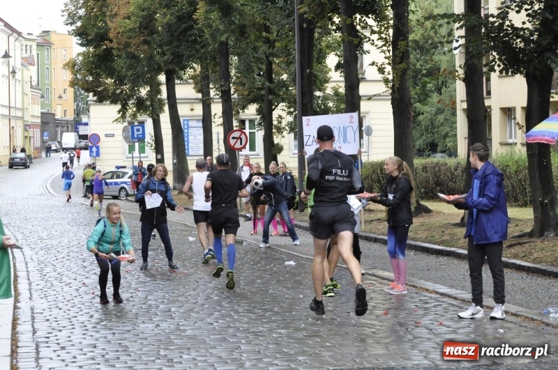 Zdjęcie w galerii na portalu naszraciborz.pl: Rafako Półmaraton na ulicach Raciborza FOTO i WIDEO wiadomości z regionu