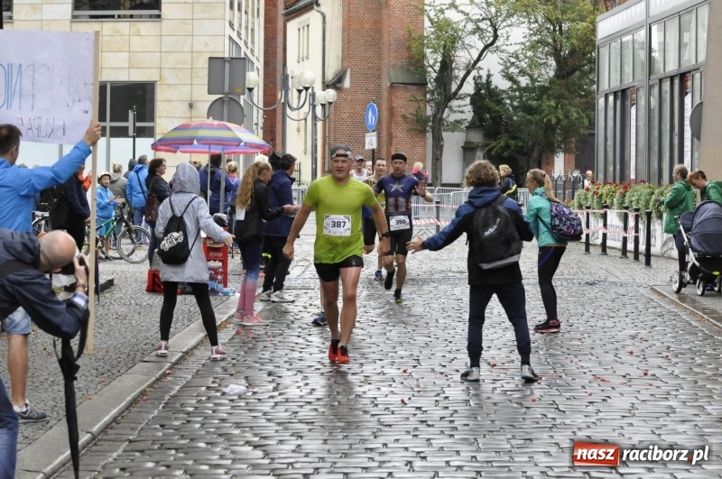 Zdjęcie w galerii na portalu naszraciborz.pl: Rafako Półmaraton na ulicach Raciborza FOTO i WIDEO wiadomości z regionu