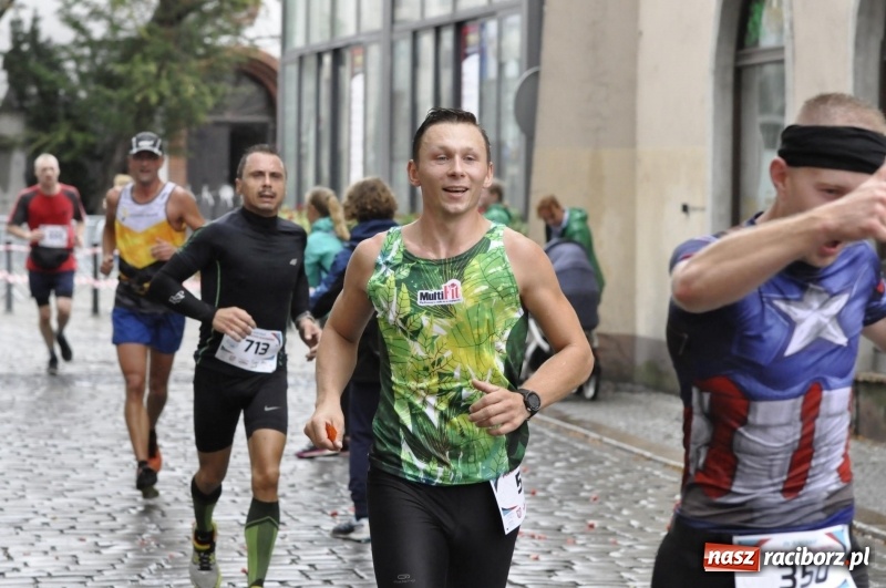 Zdjęcie w galerii na portalu naszraciborz.pl: Rafako Półmaraton na ulicach Raciborza FOTO i WIDEO wiadomości z regionu