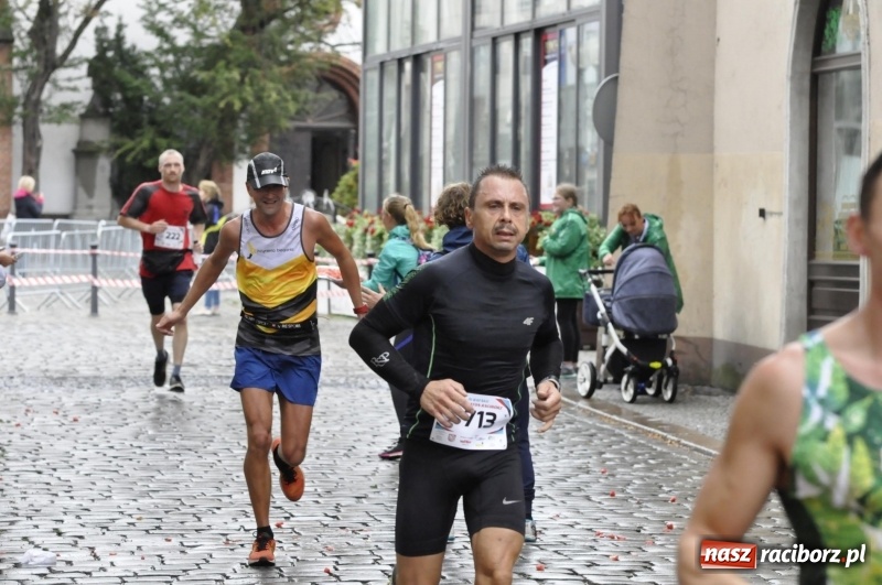 Zdjęcie w galerii na portalu naszraciborz.pl: Rafako Półmaraton na ulicach Raciborza FOTO i WIDEO wiadomości z regionu