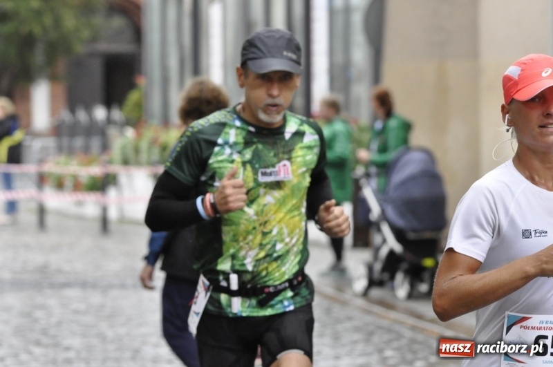 Zdjęcie w galerii na portalu naszraciborz.pl: Rafako Półmaraton na ulicach Raciborza FOTO i WIDEO wiadomości z regionu