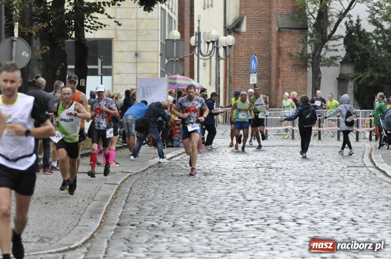 Zdjęcie w galerii na portalu naszraciborz.pl: Rafako Półmaraton na ulicach Raciborza FOTO i WIDEO wiadomości z regionu