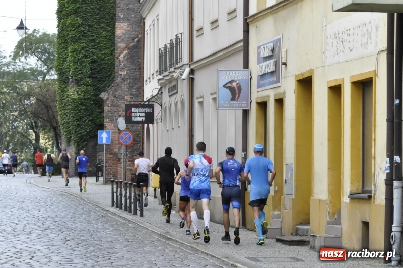 Zdjęcie w galerii na portalu naszraciborz.pl: Rafako Półmaraton na ulicach Raciborza FOTO i WIDEO wiadomości z regionu