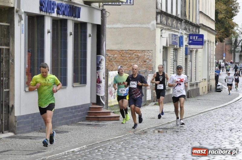 Zdjęcie w galerii na portalu naszraciborz.pl: Rafako Półmaraton na ulicach Raciborza FOTO i WIDEO wiadomości z regionu