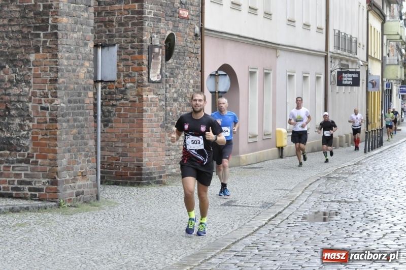 Zdjęcie w galerii na portalu naszraciborz.pl: Rafako Półmaraton na ulicach Raciborza FOTO i WIDEO wiadomości z regionu