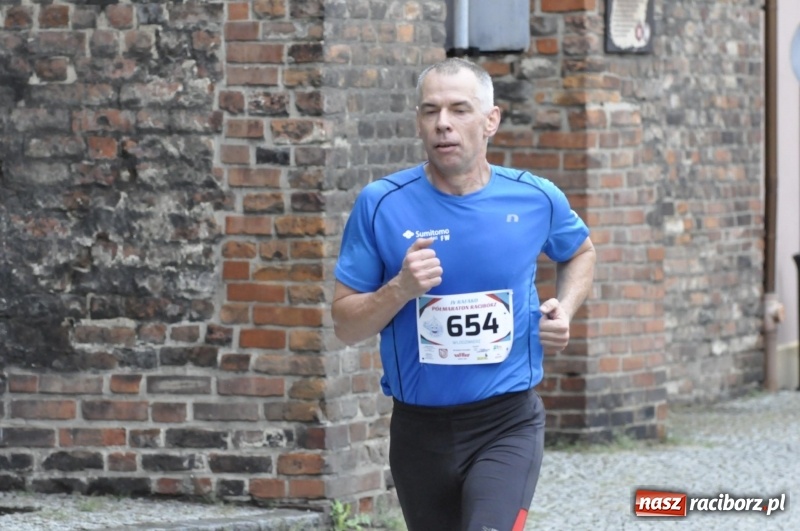 Zdjęcie w galerii na portalu naszraciborz.pl: Rafako Półmaraton na ulicach Raciborza FOTO i WIDEO wiadomości z regionu