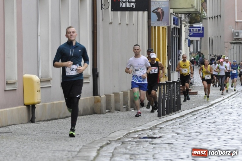 Zdjęcie w galerii na portalu naszraciborz.pl: Rafako Półmaraton na ulicach Raciborza FOTO i WIDEO wiadomości z regionu