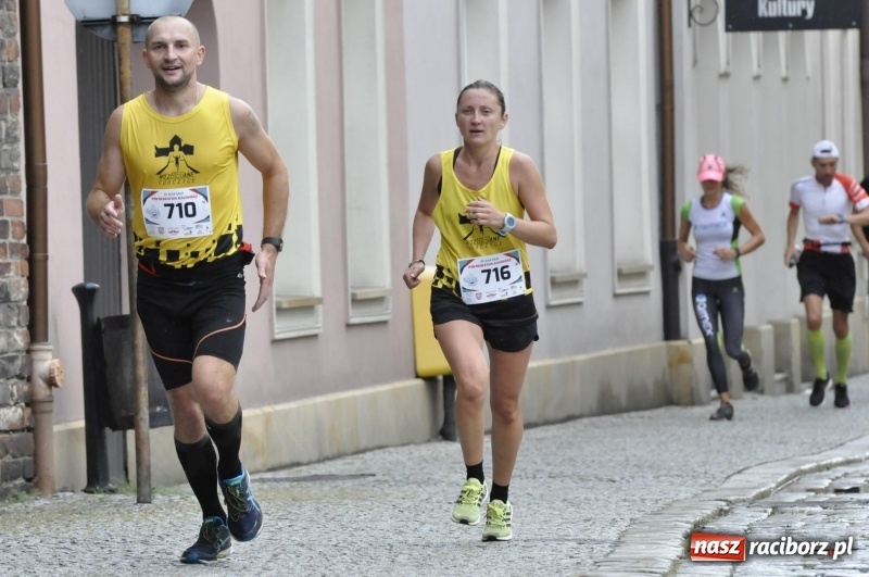 Zdjęcie w galerii na portalu naszraciborz.pl: Rafako Półmaraton na ulicach Raciborza FOTO i WIDEO wiadomości z regionu