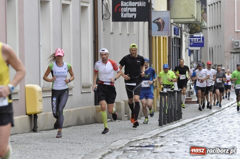 Zdjęcie w galerii na portalu naszraciborz.pl: Rafako Półmaraton na ulicach Raciborza FOTO i WIDEO wiadomości z regionu