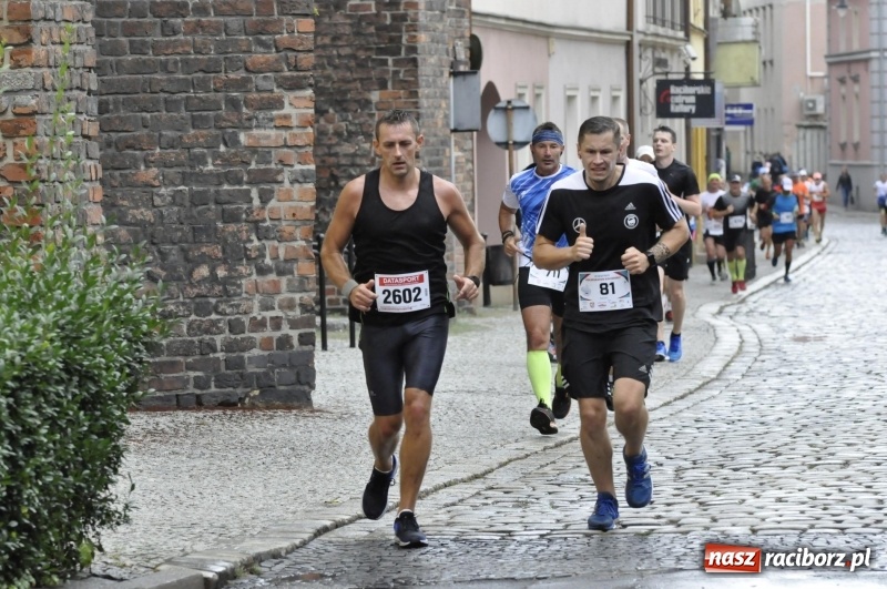 Zdjęcie w galerii na portalu naszraciborz.pl: Rafako Półmaraton na ulicach Raciborza FOTO i WIDEO wiadomości z regionu