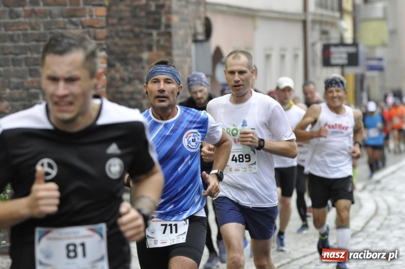 Zdjęcie w galerii na portalu naszraciborz.pl: Rafako Półmaraton na ulicach Raciborza FOTO i WIDEO wiadomości z regionu