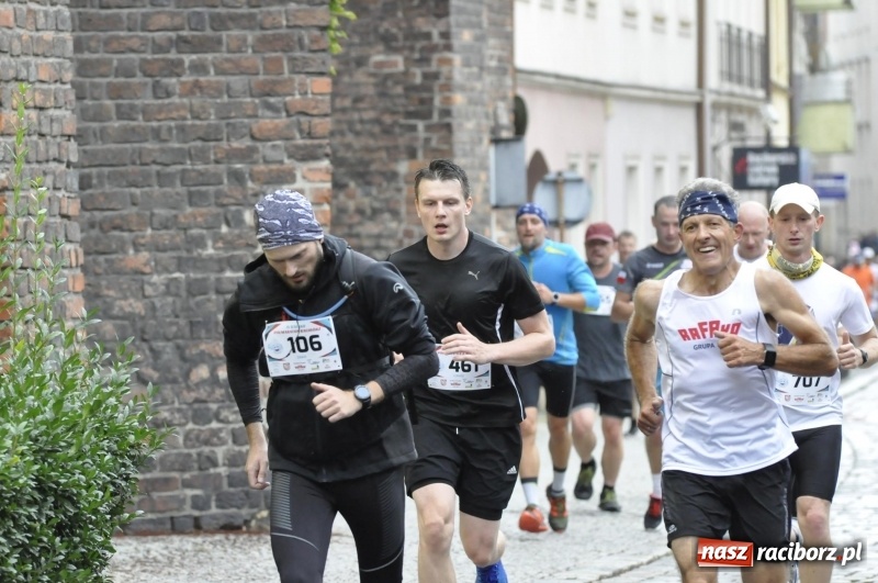 Zdjęcie w galerii na portalu naszraciborz.pl: Rafako Półmaraton na ulicach Raciborza FOTO i WIDEO wiadomości z regionu