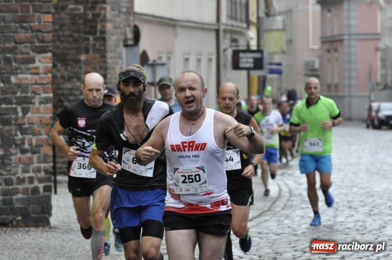 Zdjęcie w galerii na portalu naszraciborz.pl: Rafako Półmaraton na ulicach Raciborza FOTO i WIDEO wiadomości z regionu