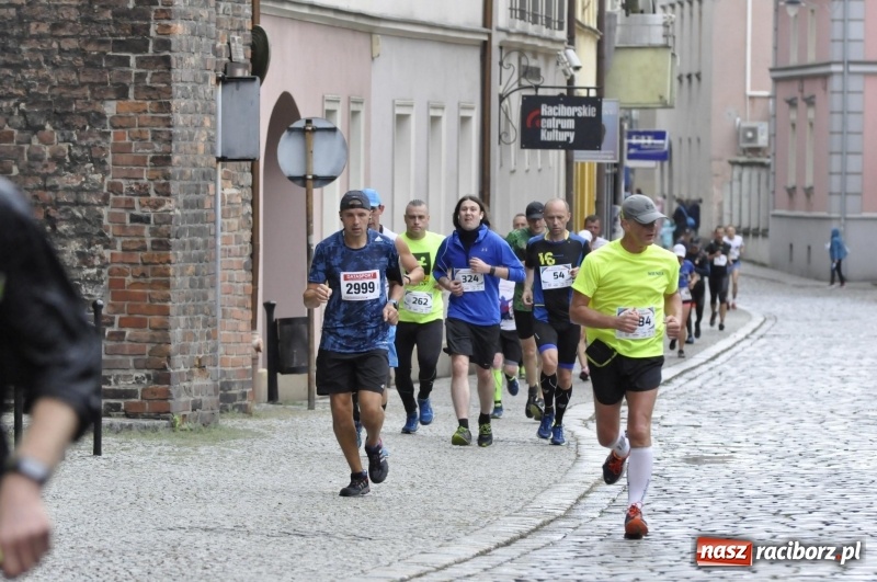 Zdjęcie w galerii na portalu naszraciborz.pl: Rafako Półmaraton na ulicach Raciborza FOTO i WIDEO wiadomości z regionu