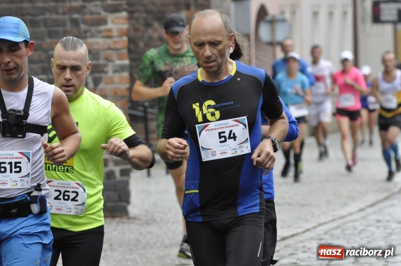 Zdjęcie w galerii na portalu naszraciborz.pl: Rafako Półmaraton na ulicach Raciborza FOTO i WIDEO wiadomości z regionu
