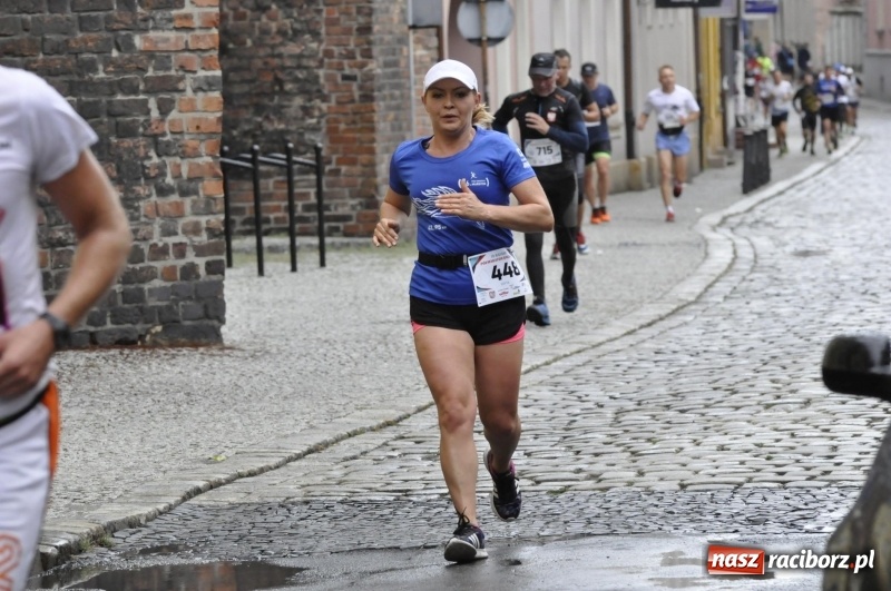 Zdjęcie w galerii na portalu naszraciborz.pl: Rafako Półmaraton na ulicach Raciborza FOTO i WIDEO wiadomości z regionu