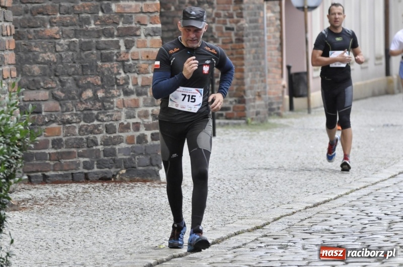 Zdjęcie w galerii na portalu naszraciborz.pl: Rafako Półmaraton na ulicach Raciborza FOTO i WIDEO wiadomości z regionu