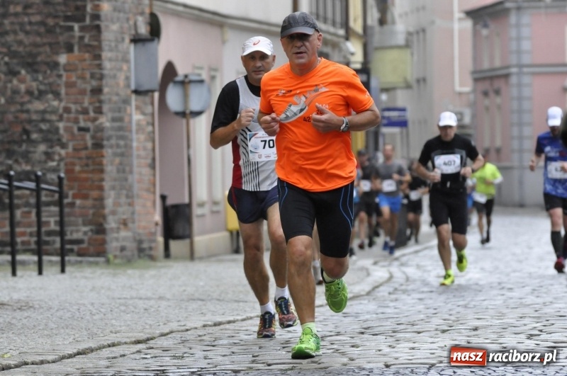 Zdjęcie w galerii na portalu naszraciborz.pl: Rafako Półmaraton na ulicach Raciborza FOTO i WIDEO wiadomości z regionu