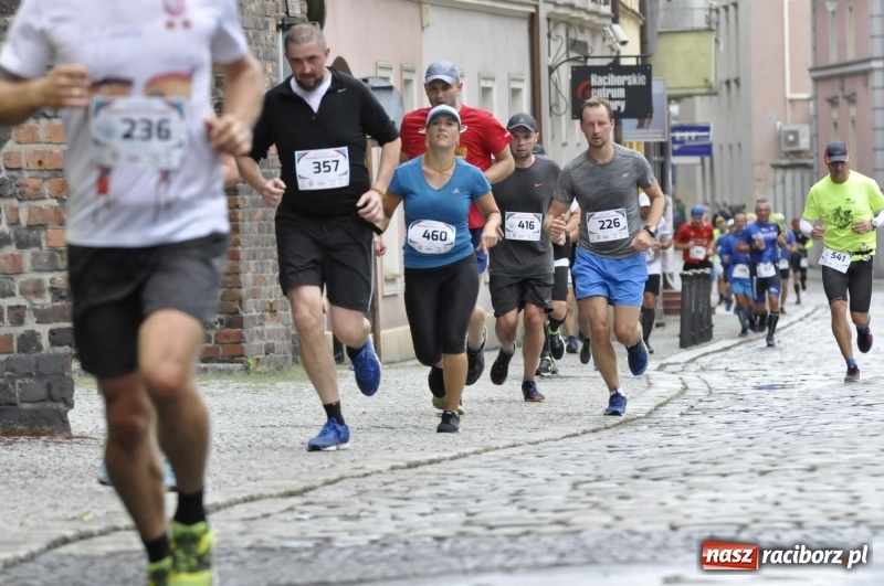 Zdjęcie w galerii na portalu naszraciborz.pl: Rafako Półmaraton na ulicach Raciborza FOTO i WIDEO wiadomości z regionu
