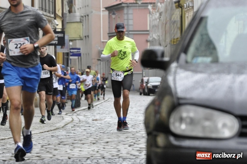 Zdjęcie w galerii na portalu naszraciborz.pl: Rafako Półmaraton na ulicach Raciborza FOTO i WIDEO wiadomości z regionu