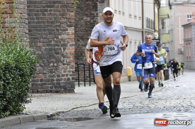 Zdjęcie w galerii na portalu naszraciborz.pl: Rafako Półmaraton na ulicach Raciborza FOTO i WIDEO wiadomości z regionu