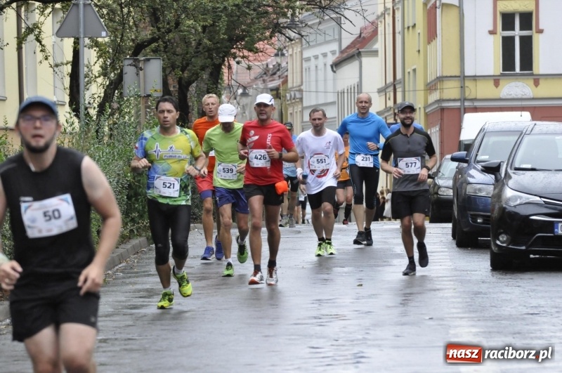 Zdjęcie w galerii na portalu naszraciborz.pl: Rafako Półmaraton na ulicach Raciborza FOTO i WIDEO wiadomości z regionu