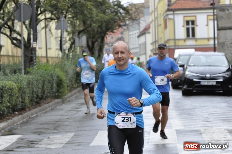 Zdjęcie w galerii na portalu naszraciborz.pl: Rafako Półmaraton na ulicach Raciborza FOTO i WIDEO wiadomości z regionu