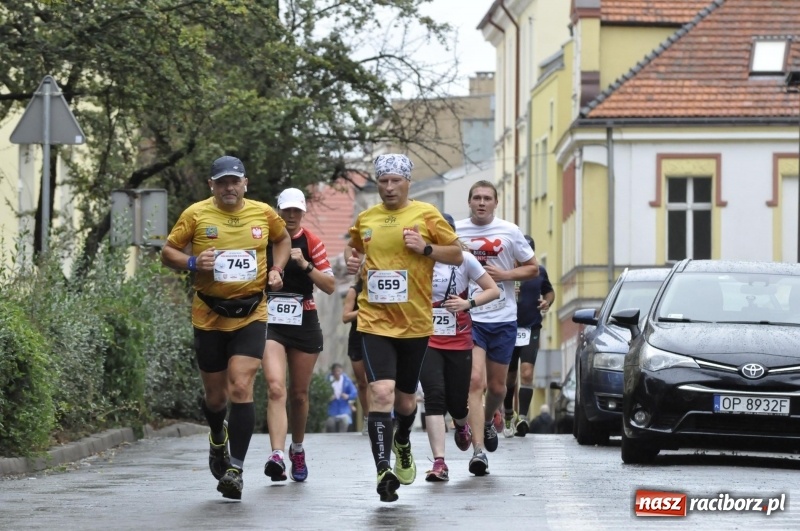 Zdjęcie w galerii na portalu naszraciborz.pl: Rafako Półmaraton na ulicach Raciborza FOTO i WIDEO wiadomości z regionu