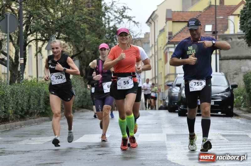 Zdjęcie w galerii na portalu naszraciborz.pl: Rafako Półmaraton na ulicach Raciborza FOTO i WIDEO wiadomości z regionu