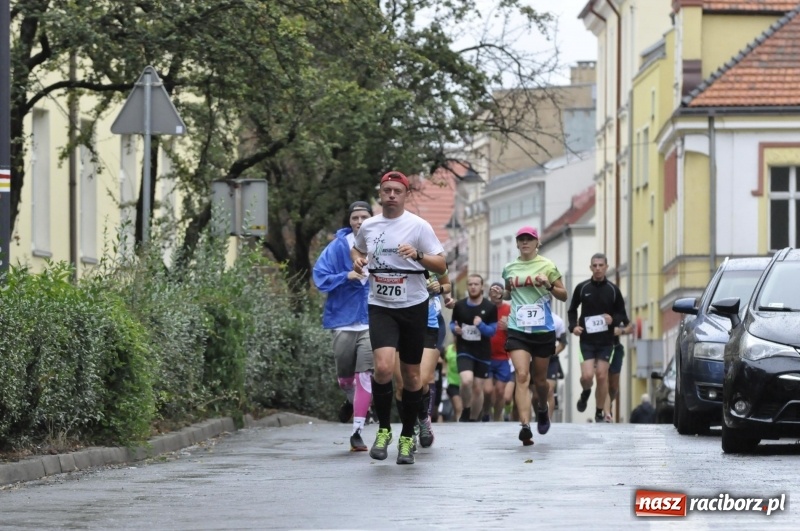 Zdjęcie w galerii na portalu naszraciborz.pl: Rafako Półmaraton na ulicach Raciborza FOTO i WIDEO wiadomości z regionu