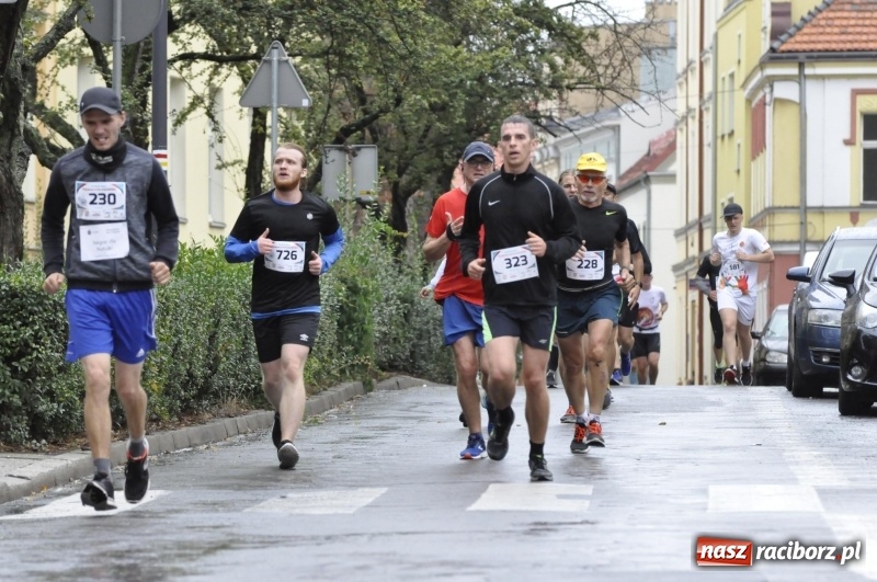 Zdjęcie w galerii na portalu naszraciborz.pl: Rafako Półmaraton na ulicach Raciborza FOTO i WIDEO wiadomości z regionu