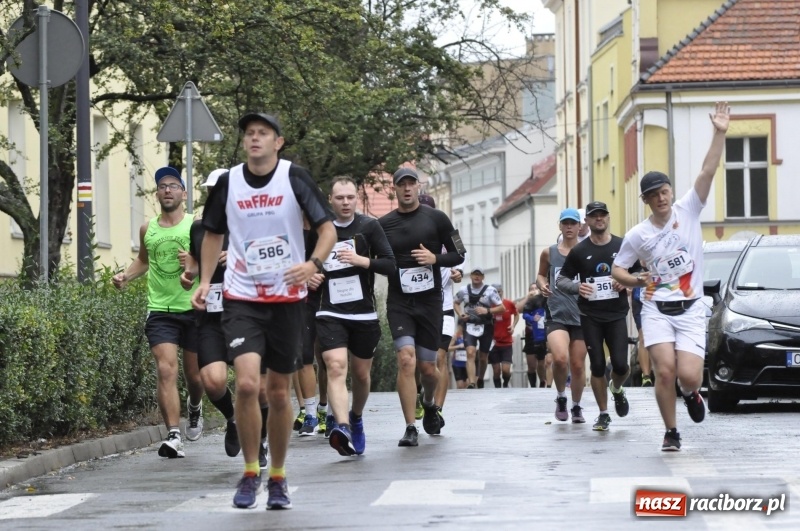 Zdjęcie w galerii na portalu naszraciborz.pl: Rafako Półmaraton na ulicach Raciborza FOTO i WIDEO wiadomości z regionu