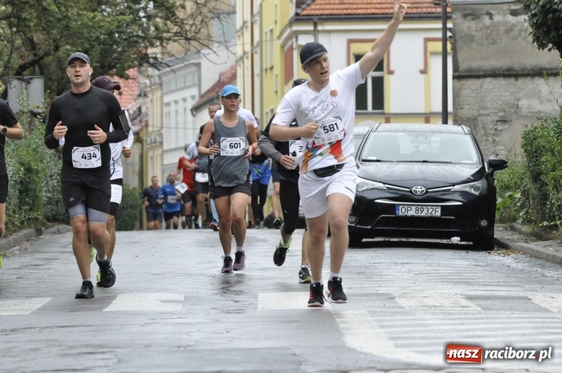 Zdjęcie w galerii na portalu naszraciborz.pl: Rafako Półmaraton na ulicach Raciborza FOTO i WIDEO wiadomości z regionu