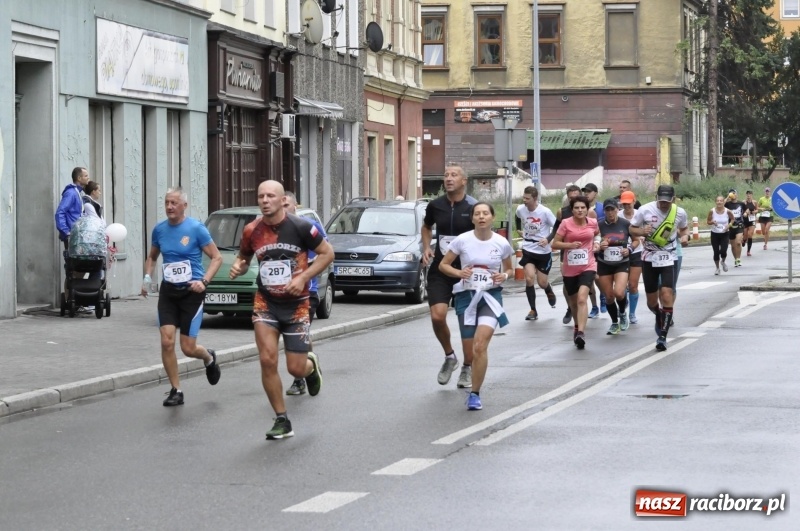 Zdjęcie w galerii na portalu naszraciborz.pl: Rafako Półmaraton na ulicach Raciborza FOTO i WIDEO wiadomości z regionu