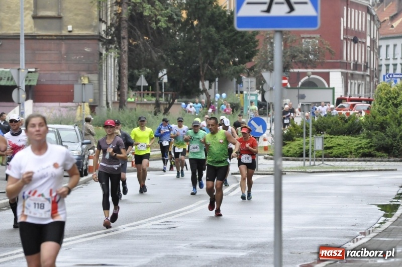 Zdjęcie w galerii na portalu naszraciborz.pl: Rafako Półmaraton na ulicach Raciborza FOTO i WIDEO wiadomości z regionu