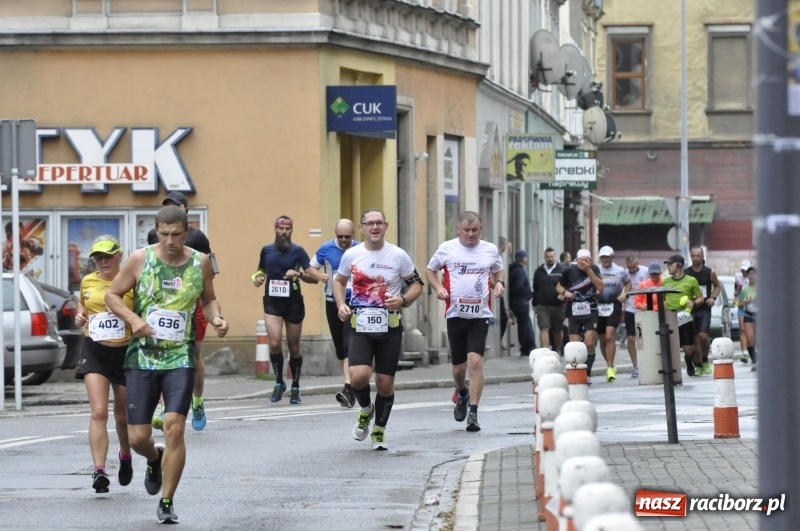 Zdjęcie w galerii na portalu naszraciborz.pl: Rafako Półmaraton na ulicach Raciborza FOTO i WIDEO wiadomości z regionu