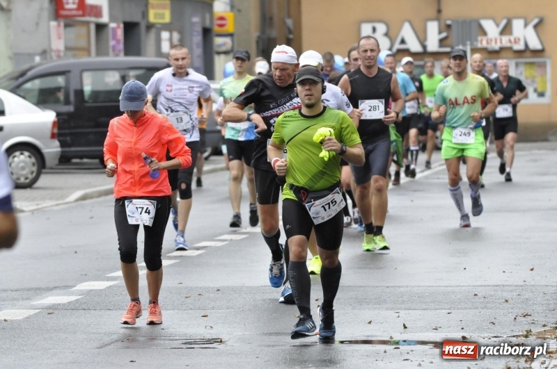 Zdjęcie w galerii na portalu naszraciborz.pl: Rafako Półmaraton na ulicach Raciborza FOTO i WIDEO wiadomości z regionu