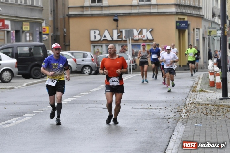 Zdjęcie w galerii na portalu naszraciborz.pl: Rafako Półmaraton na ulicach Raciborza FOTO i WIDEO wiadomości z regionu