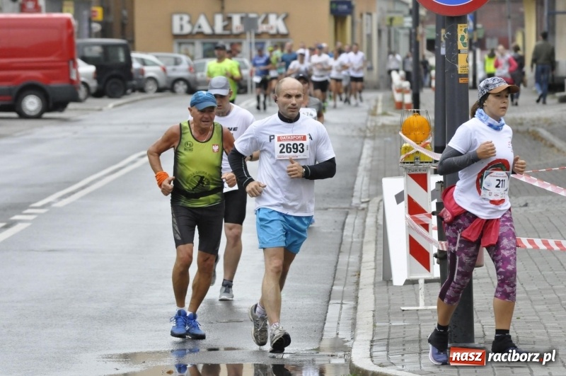Zdjęcie w galerii na portalu naszraciborz.pl: Rafako Półmaraton na ulicach Raciborza FOTO i WIDEO wiadomości z regionu