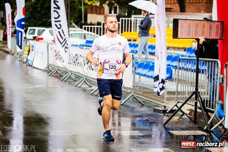 Zdjęcie w galerii na portalu naszraciborz.pl: Mini Półmaraton pobiegł dla Natalki FOTO i WIDEO wiadomości z regionu