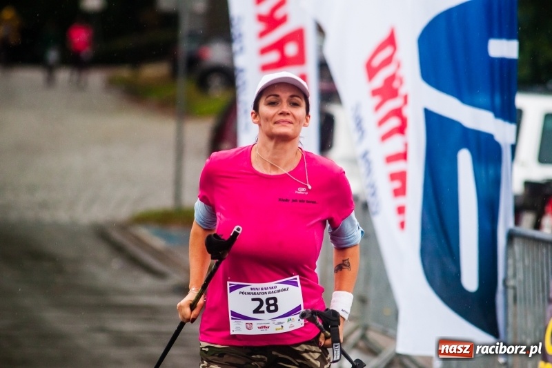 Zdjęcie w galerii na portalu naszraciborz.pl: Mini Półmaraton pobiegł dla Natalki FOTO i WIDEO wiadomości z regionu