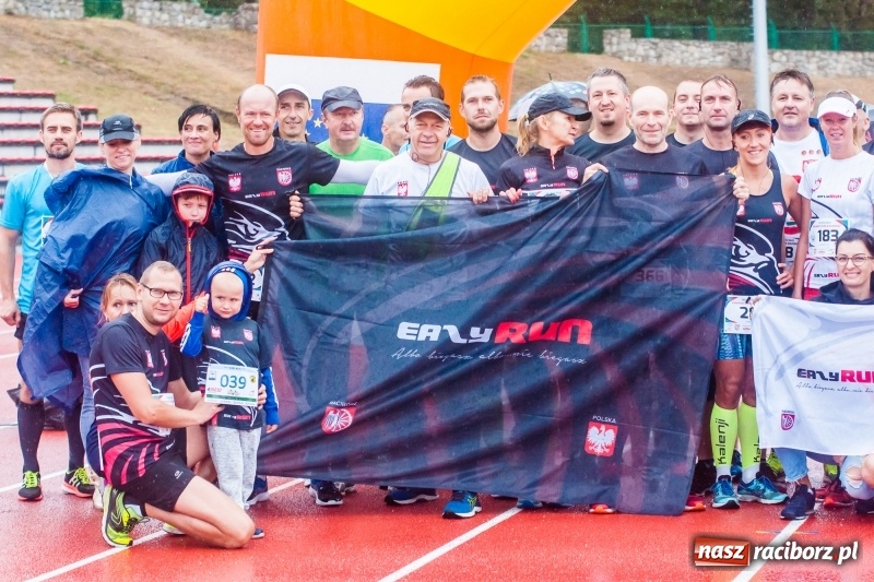 Zdjęcie w galerii na portalu naszraciborz.pl: V RAFAKO Półmaraton Racibórz - bramka otwarta wiadomości z regionu