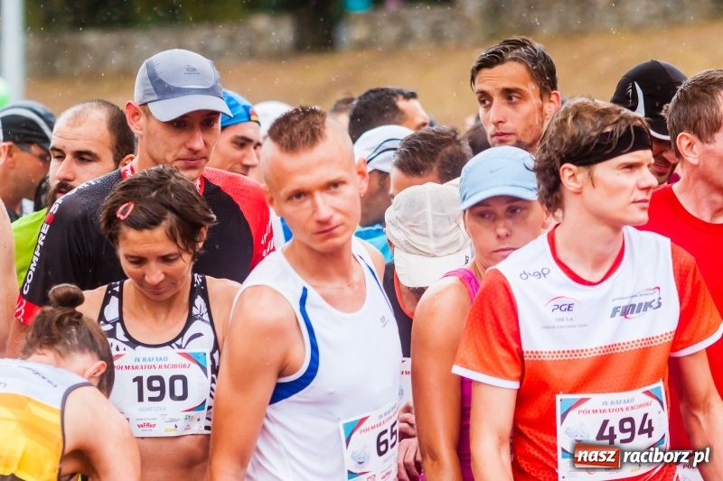 Zdjęcie w galerii na portalu naszraciborz.pl: V RAFAKO Półmaraton Racibórz - bramka otwarta wiadomości z regionu